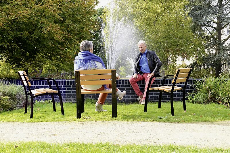 seniorensitz-caserta__shoKAT0040039 Seniorensitz CASERTA mit Rückenlehne und Armlehnen, mit Hartholzbelattung, unbehandelt