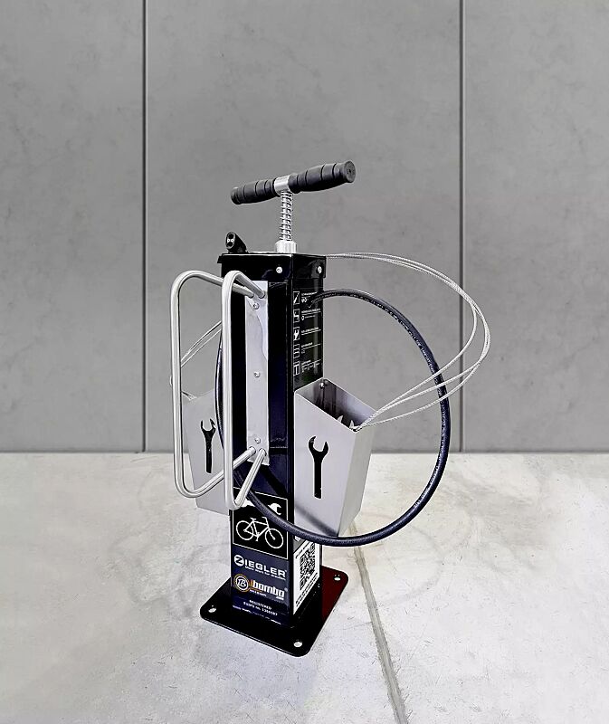 servicestation-assist-mini__shoKAT0065656 Servicestation ASSIST MINI, in RAL 9005 tiefschwarz