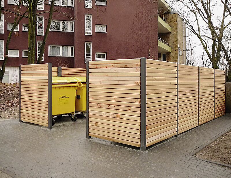 sichtschutzwand-muro__shoKAT0031869 Sichtschutzwand MURO als Wertstoffumhausung, Breite x Tiefe 4580 mm x 6080 mm, Wandelemente Holzbelattung Douglasie, quer, blickdicht, Stahlkonstruktion in DB 703 eisenglimmer