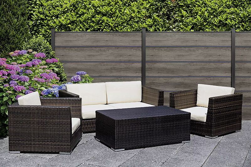 sichtschutzwand-wexford__shoKAT0073064 Sichtschutzwand WEXFORD, Ausführung PREMIUM, Pfosten in DB 703 eisenglimmer, Wandelemente foliert in monument oak