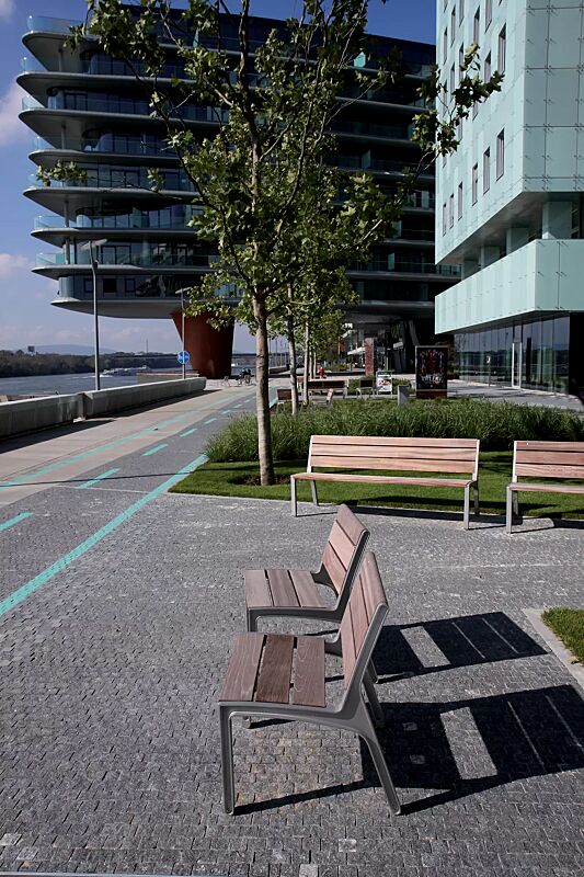 sitz-miela__shoKAT0053766 Sitz und Sitzbank MIELA mit Jatobaholzbelattung