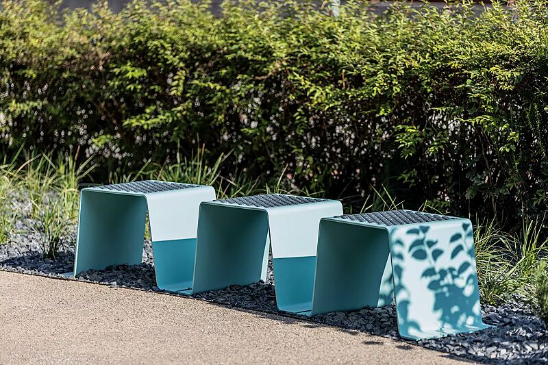 sitz-sinus__shoKAT0061399 Sitz SINUS mit Kunststoffnoppen, in RAL 6027 lichtgrün