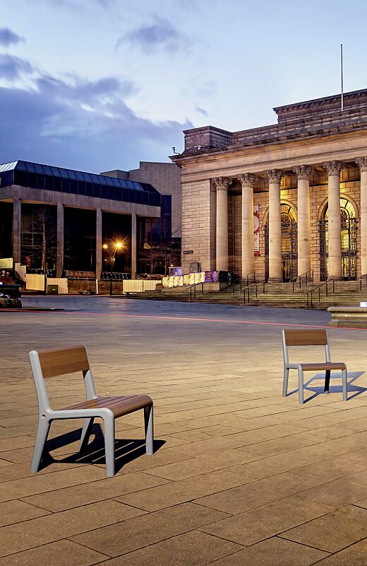 sitz-teo__shoKAT0061702 Sitz TEO mit Rückenlehne, Gusseisenteile in RAL 7035 lichtgrau