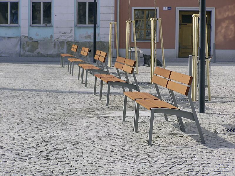 sitz-vera__shoKAT0023084 Sitz VERA mit Rückenlehne, mit Jatobaholzbelattung, Stahlteile in DB 703 eisenglimmer