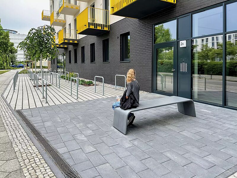 Sitzbank ALBA aus UTC®-Beton, in dunkelgrau