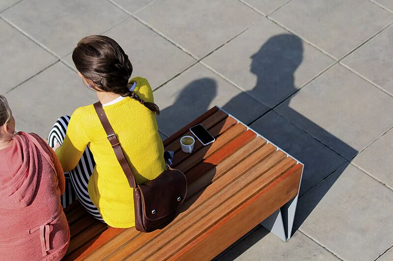 sitzbank-blocq__shoKAT0068724 Sitzbank BLOCQ ohne Rückenlehne, mit Jatobaholzbelattung, Stahlteile in RAL 9007 graualuminium