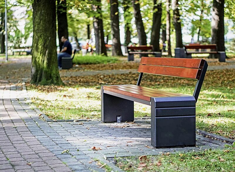 sitzbank-brno__shoKAT0069206 Sitzbank BRNO mit Rückenlehne, Stahlteile in RAL 7021 schwarzgrau, Beton beschichtet in hellem graphit