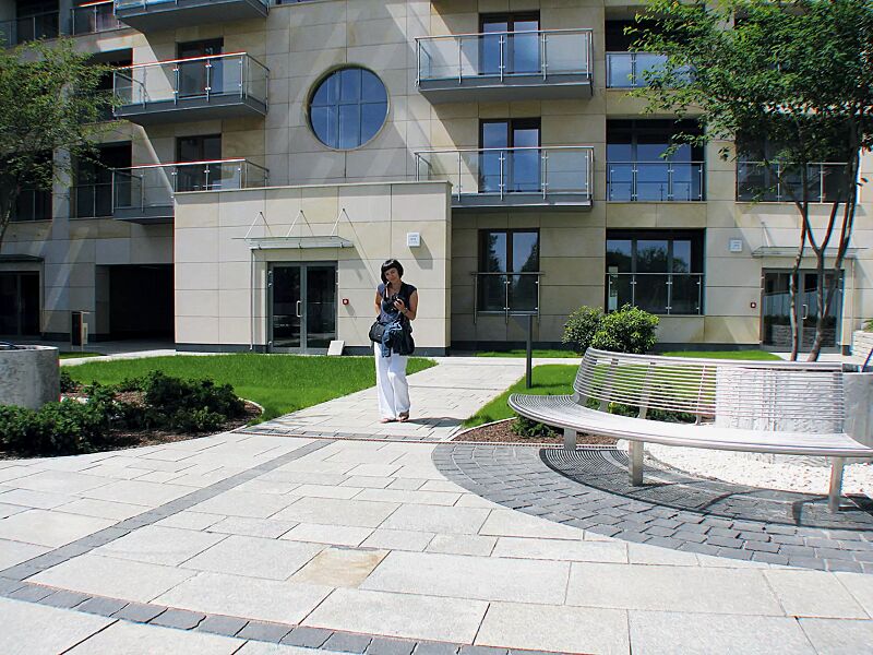 sitzbank-carpi__shoKAT0015162 Sitzbank CARPI mit Rückenlehne, gebogen, Bankform Außenradius