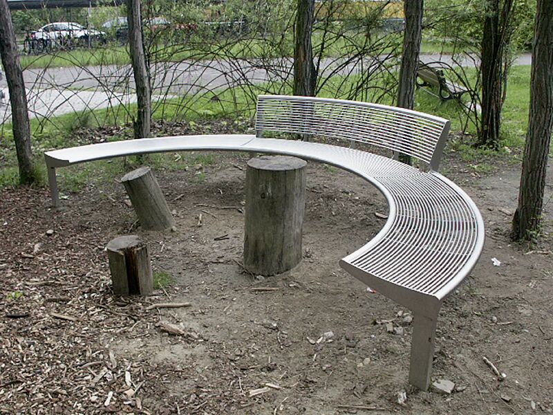 sitzbank-carpi__shoKAT0016864 Sitzbank- Kombination CARPI, bestehend aus 2 Stück ohne Rückenlehne, 1 Stück mit Rückenlehne, gebogen, Bankform Innenradius