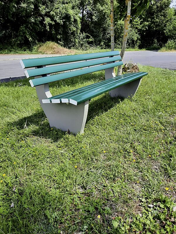 sitzbank-catania__shoKAT0071863 Sitzbank CATANIA, mit PVC-Kunststoffbelattung mit Holzeinlage, in grün ähnlich RAL 6005