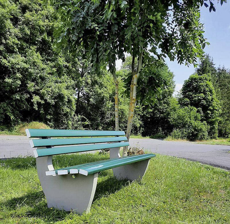 sitzbank-catania__shoKAT0071864 Sitzbank CATANIA, mit PVC-Kunststoffbelattung mit Holzeinlage, in grün ähnlich RAL 6005