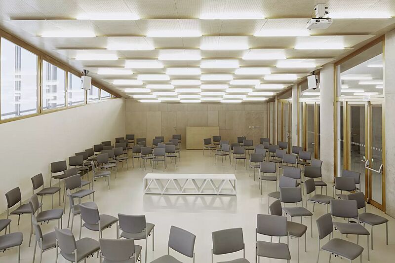 sitzbank-construqta__shoKAT0052761 Sitzbank CONSTRUQTA aus UTC®-Beton