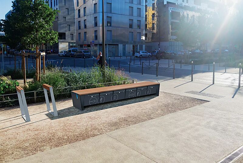 sitzbank-eblocq__shoKAT0061342 Sitzbank EBLOCQ, mit Jatobaholzbelattung, mit Zylinderschloss, Stahteile und Türen in RAL 7043 verkehrsgrau