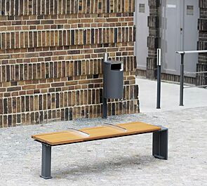 Kollektion EVEOLE bestehend aus Sitzbank, Abfallbehälter, Poller und Systemgeländer