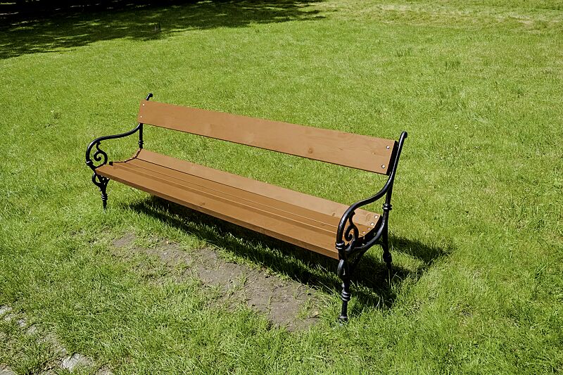 sitzbank-hedera__shoKAT0068921 Sitzbank HEDERA mit Kiefernholzbelattung