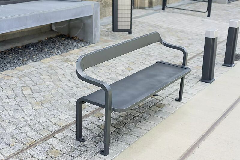 sitzbank-imawa__shoKAT0055528 Kollektion IMAWA bestehend aus Sitzbank, Abfallbehälter und Poller