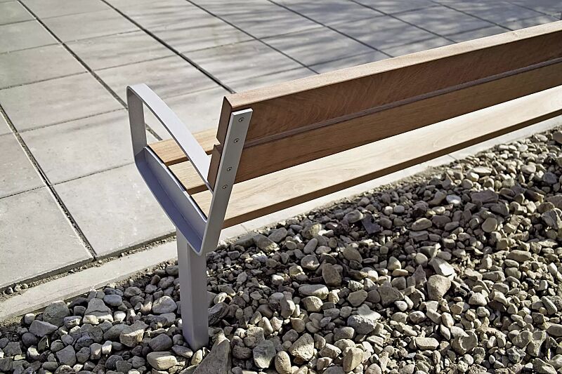 sitzbank-intervera__shoKAT0034946 Sitzbank INTERVERA mit Jatobaholzbelattung, Stahlteile in RAL 9007 graualuminium