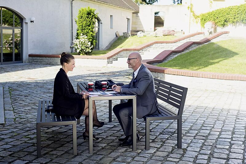 sitzbank-liguria__shoKAT0051303 Sitzbank LIGURIA mit und ohne Rückenlehne, mit Stahlauflage, sowie Tisch, zum freien Aufstellen, in DB 703 eisenglimmer