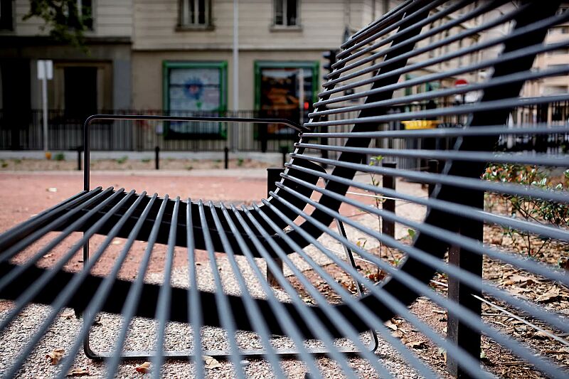 sitzbank-preva-urbana__shoKAT0051857 Sitzbank PREVA URBANA mit Rückenlehne und Armlehnen, in RAL 7016 anthrazitgrau