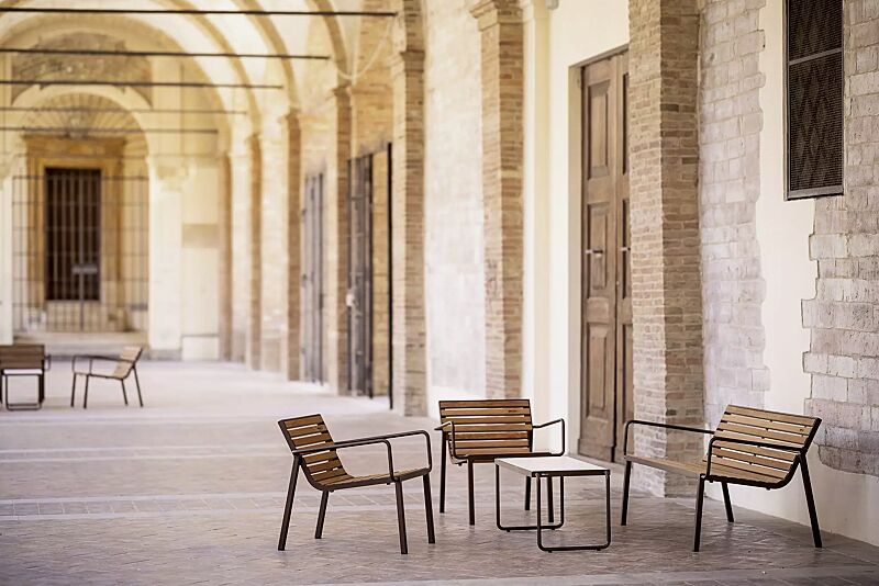 sitzbank-stack__shoKAT0072758 sitzbank-stack__shoKAT0072758