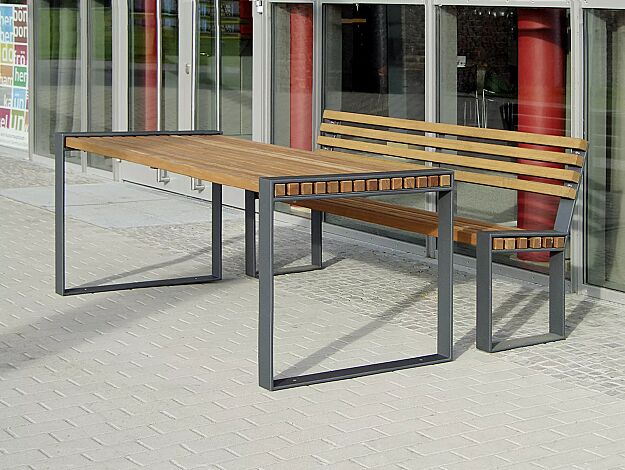Kombinationsvorschlag: Sitzbank TAMORES mit Rückenlehne und Tisch TAMORES, Stahlteile in DB 703 eisenglimmer