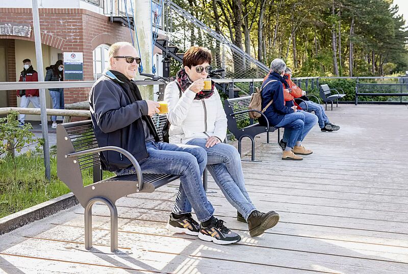 sitzbank-taurus__shoKAT0069832 Sitzbank TAURUS mit Rückenlehne, in DB 703 eisenglimmer