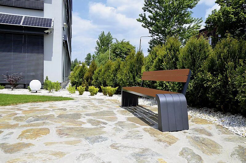 sitzbank-vega__shoKAT0038576 Sitzbank VEGA mit Rückenlehne, Stahlteile in RAL 7021 schwarzgrau, Beton beschichtet in Farbe graphit