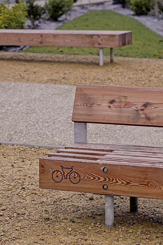 sitzbank-woody__shoKAT0029938 Sitzbänke WOODY mit und ohne Rückenlehne, mit Jatobaholzbelattung