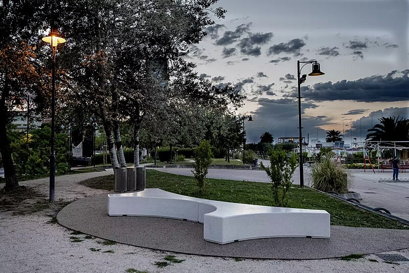 sitzinsel-folia__shoKAT0068034 Sitzinsel FOLIA, Beton mit transparenter Beschichtung in naturweiß - 18