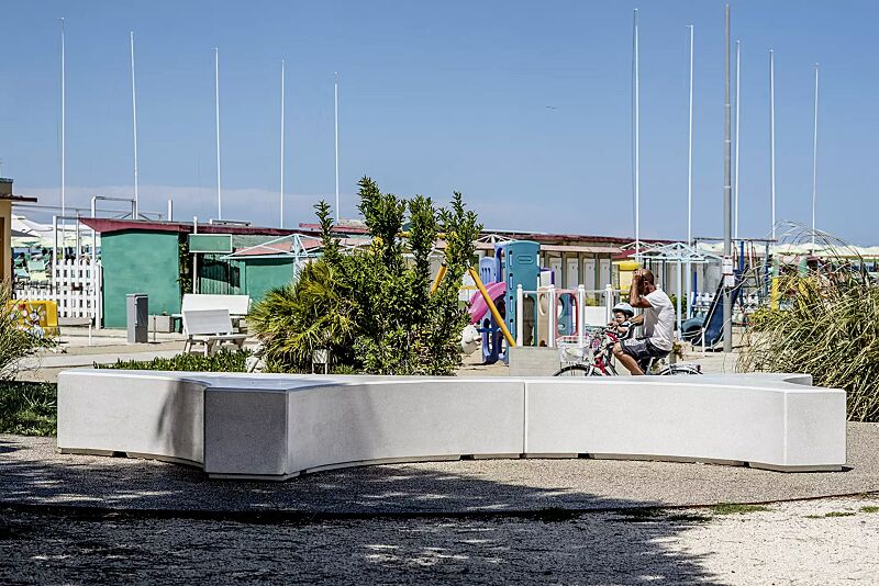 sitzinsel-folia__shoKAT0068454 Sitzinsel FOLIA, Beton mit transparenter Beschichtung in naturweiß - 18