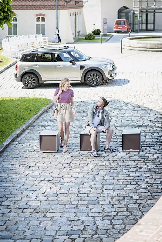 sitzpoller-sein__shoKAT0057884 sitzpoller-sein__shoKAT0057884