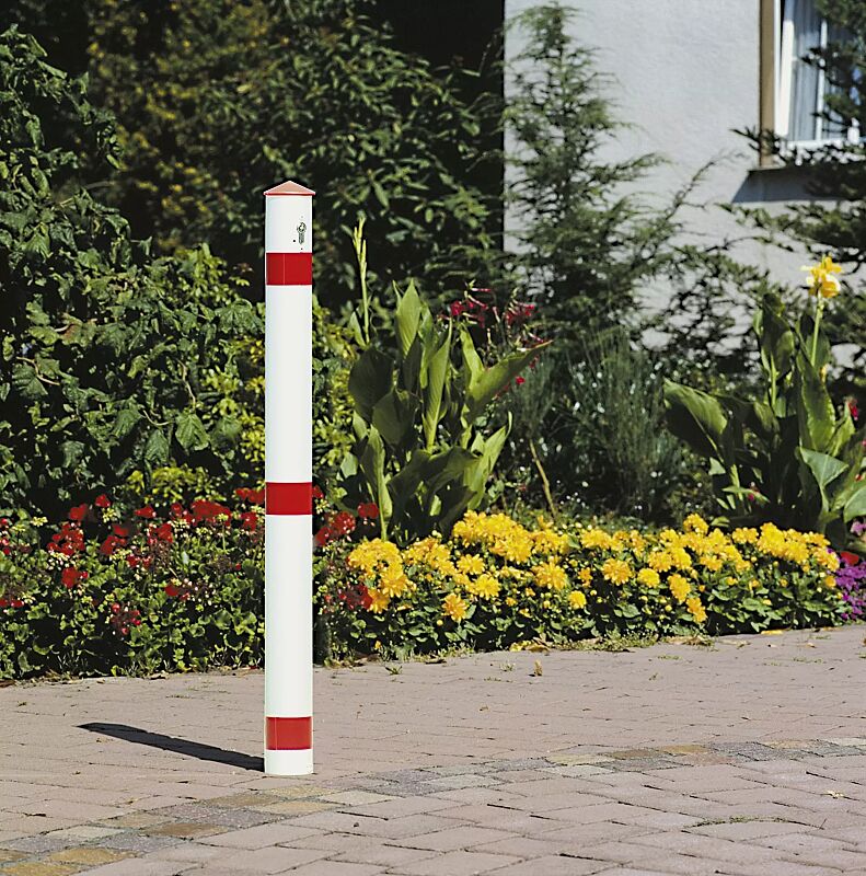 sperrpfosten-girona__shoKAT0003629 Sperrpfosten GIRONA aus Aluminium, weiß mit roten Streifen