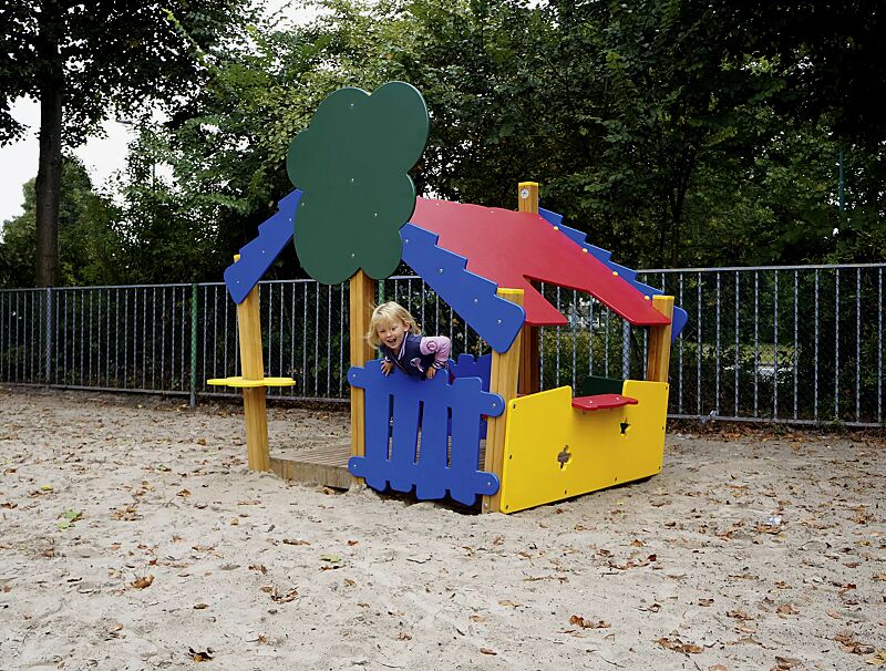 spielhaus-merla__shoKAT0053310 Spielhaus MERLA