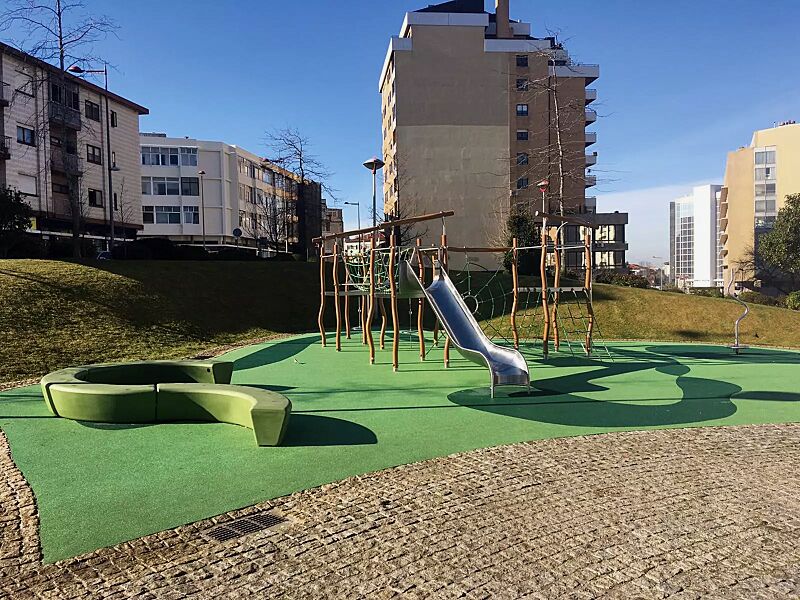 spielkombination-livina__shoKAT0067967 Spielkombination LIVINA