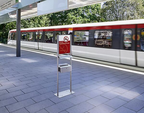Standascher CRUZ mit Schutzdach und Werbefläche, mit Poster "AB HIER NICHTRAUCHERZONE" (Zubehör)