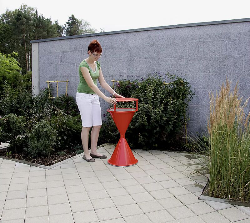 standascher-royal__shoKAT0029612 Komplettangebot Standascher ROYAL aus Kunststoff, in verkehrsrot ähnlich RAL 3020