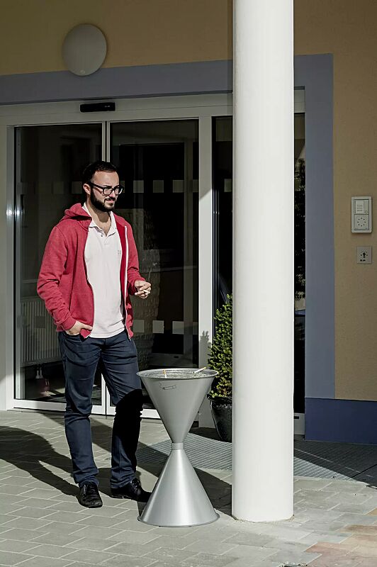 standascher-royal__shoKAT0038149 Standascher ROYAL aus Stahl, zum freien Aufstellen, ohne Schutzdach, in silber