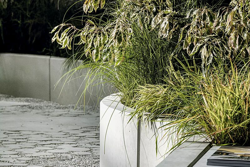 Stützwand MIURA bestehend aus verschiedenen Elementen