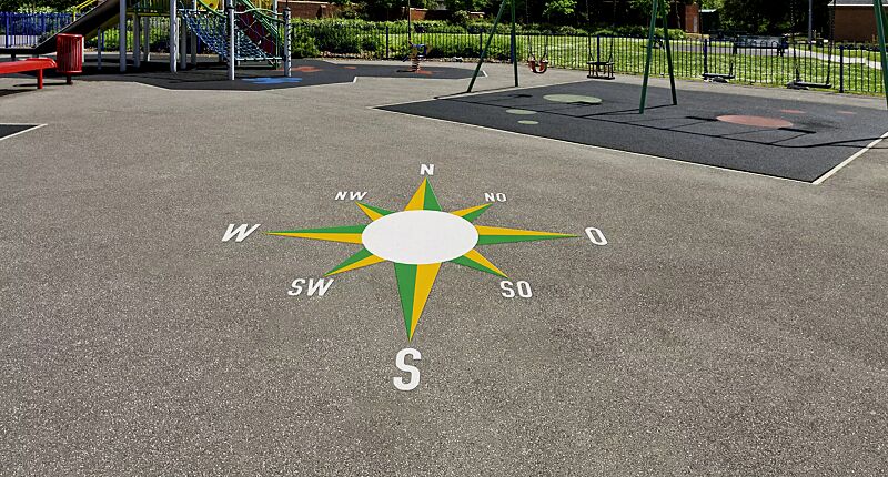 thermoplastische-bodenmarkierung-kompass__shoKAT0076410 Thermoplastische Bodenmarkierung KOMPASS