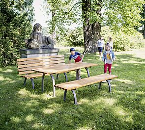 Tisch ELBA und Sitzbänke ALBA ohne und mit Rückenlehne, mit Fichtenholzbelattung