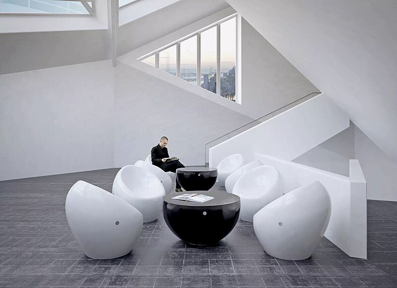 tisch-family__shoKAT0037470 Tisch FAMILY zum freien Aufstellen, aus Beton, in RAL 9005 tiefschwarz und Sitz CUDDLY aus Beton, zum freien Aufstellen in RAL 9010 reinweiß