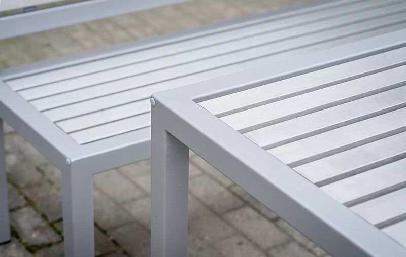 tisch-liguria__shoKAT0057877 Detail: Edelstahlauflage