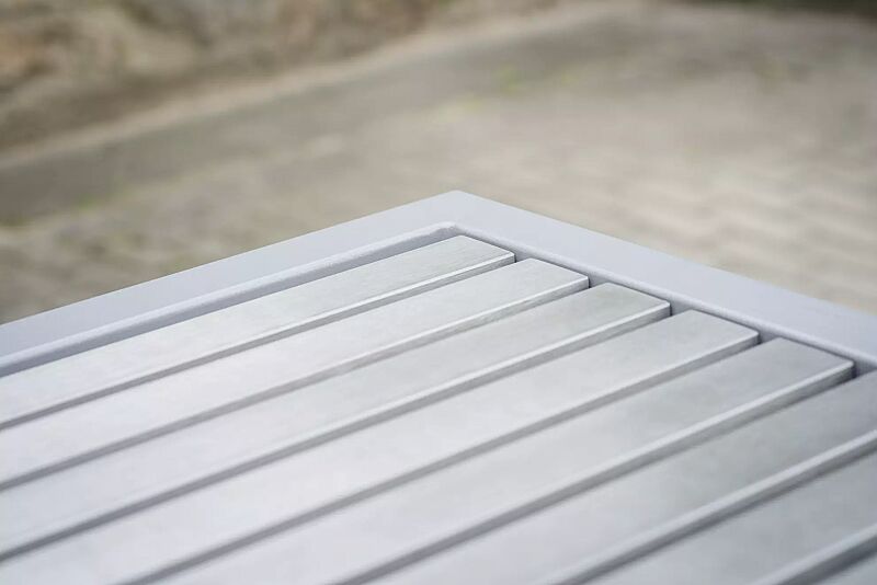 tisch-liguria__shoKAT0057878 Detail: Edelstahlauflage