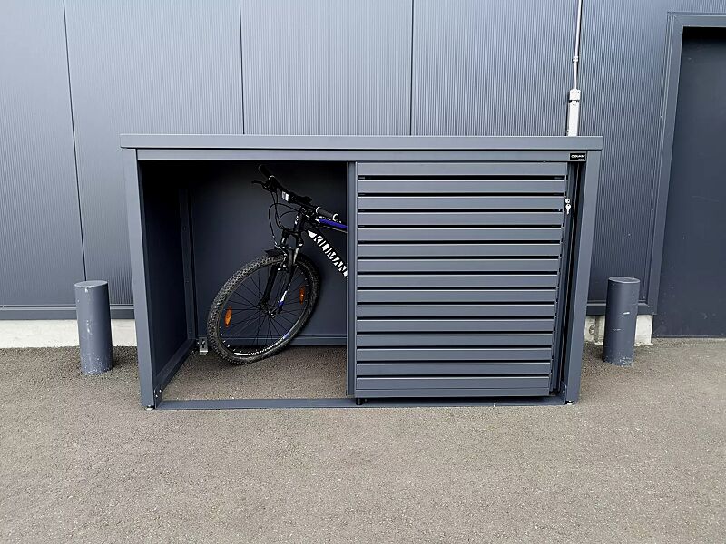 universaldepot-styleout-linis-store__shoKAT0066589 Universaldepot STYLEOUT® LINIS STORE als Fahrradgarage, Aluminiumkonstruktion sowie Wand- und Türelemente in RAL 7016 anthrazitgrau