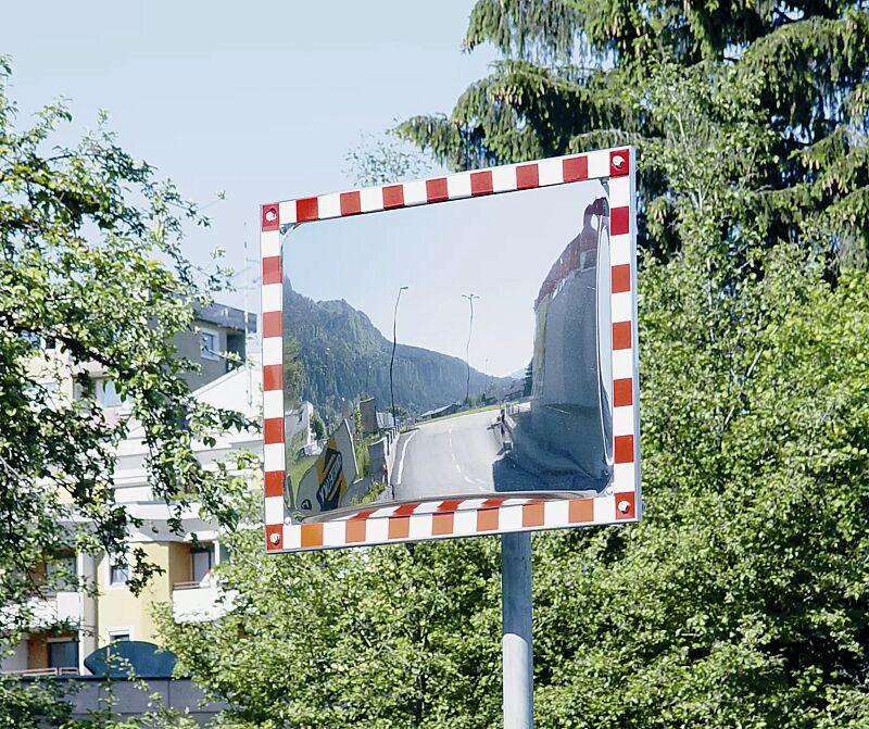 Verkehrsspiegel ICE-FREE