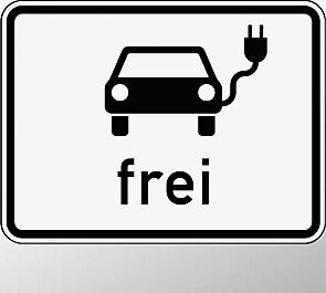 Verkehrszeichen ELEKTRISCH BETRIEBENE FAHRZEUGE FREI