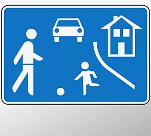 Verkehrszeichen: Beginn eines verkehrsberuhigten Bereichs