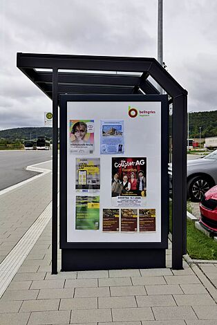 Werbevitrine CITY-LIGHT doppelseitig, mit Monofuß (Zubehör), in RAL 7016 anthrazitgrau, sowie Wartehalle SATURN